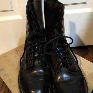 Doc Martens 1490 Women's Boot Size 8